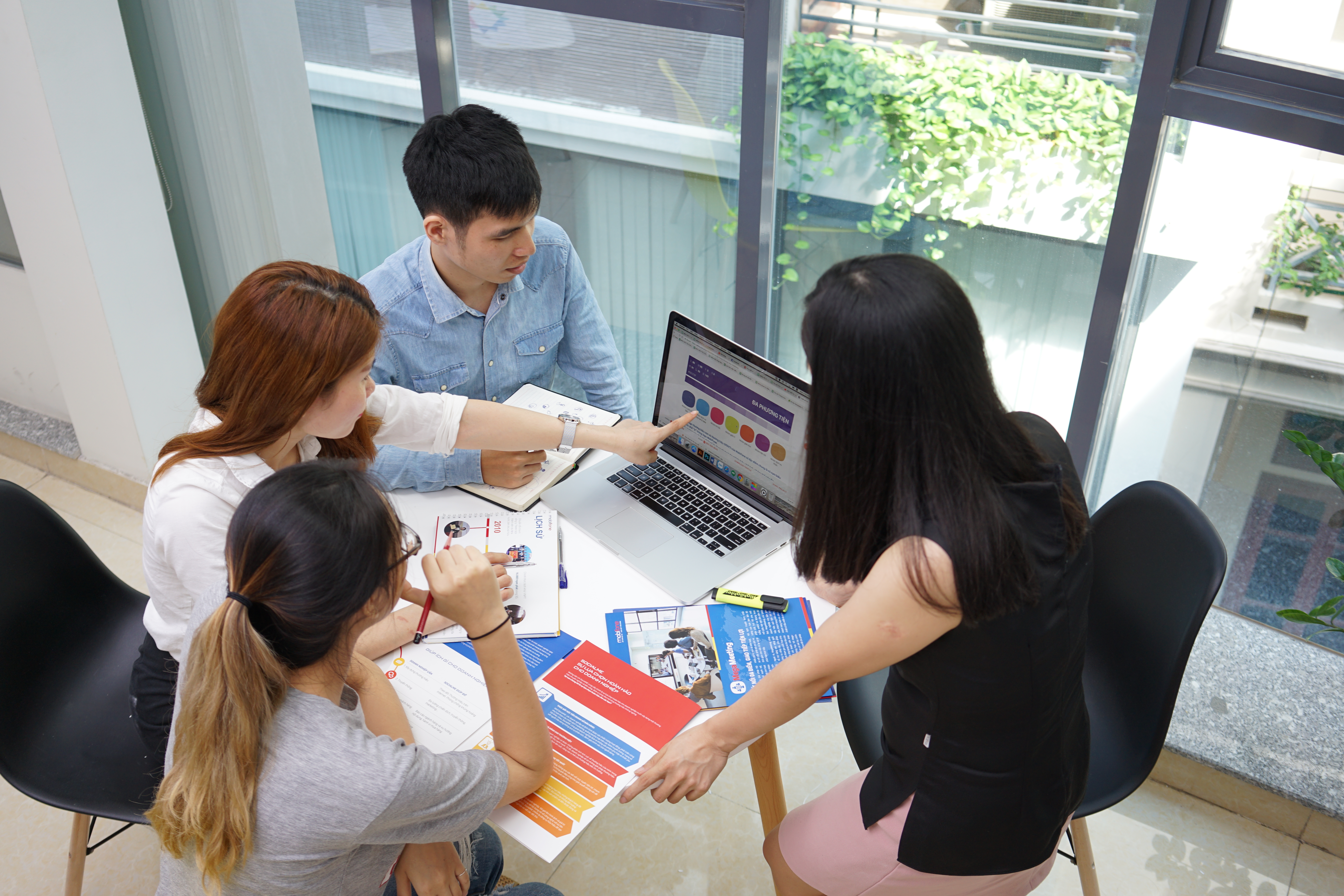 xây dựng hệ thống nhận diện thương hiệu 8