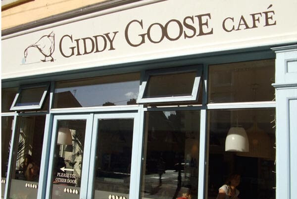 Logo quán cafe đẹp The Giddy Goose Cafe
