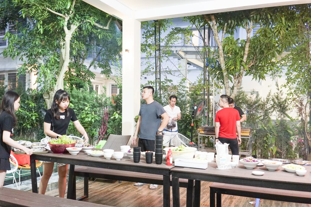 Cùng nhau chuẩn bị bữa tối thịnh soạn