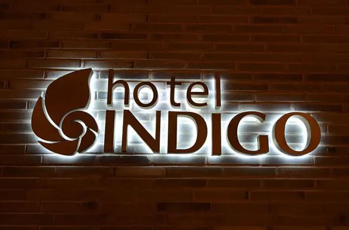 Logo khách sạn INDIGO theo tên cá nhân