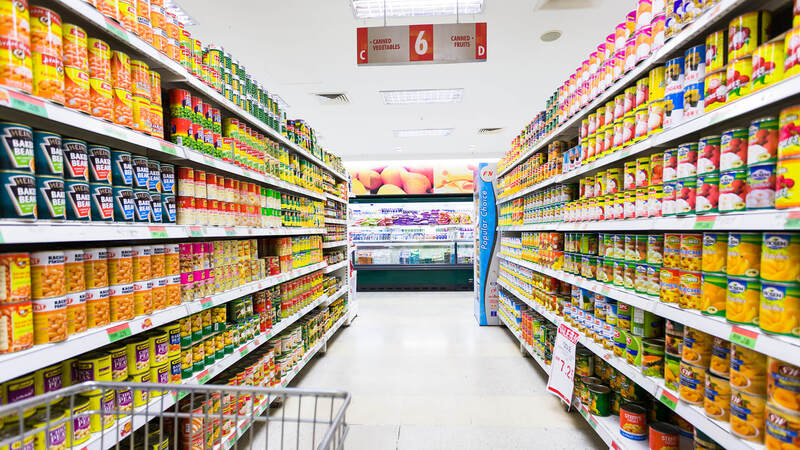 Nghiên cứu đối thủ để tìm cơ hội trống cho thiết kế bao bì 