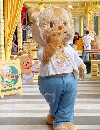 Câu chuyện bé gấu Nong Noey và xu hướng brand mascot quay trở lại mạnh mẽ